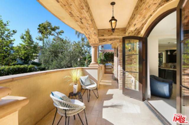 462 Maple Drive - Photo 1