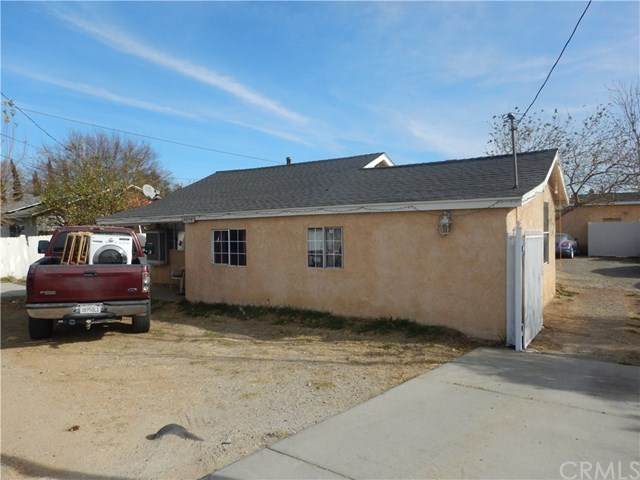 4932 Etiwanda Avenue - Photo 1