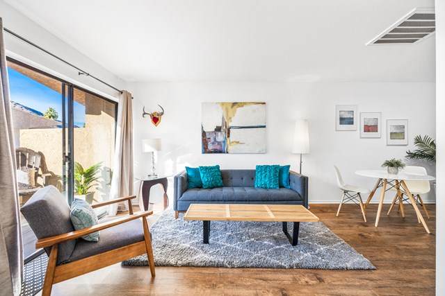 470 Calle Encilia - Photo 1