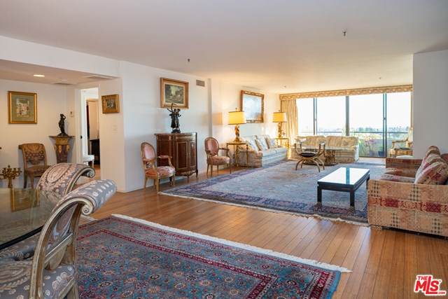 10660 Wilshire Boulevard - Photo 1