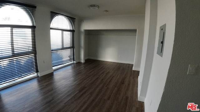 1417 Bronson Avenue - Photo 1