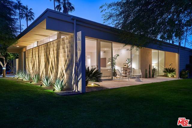 260 Desert Lakes Drive - Photo 1
