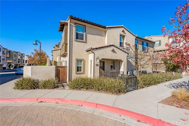 616 Gladys Avenue - Photo 1