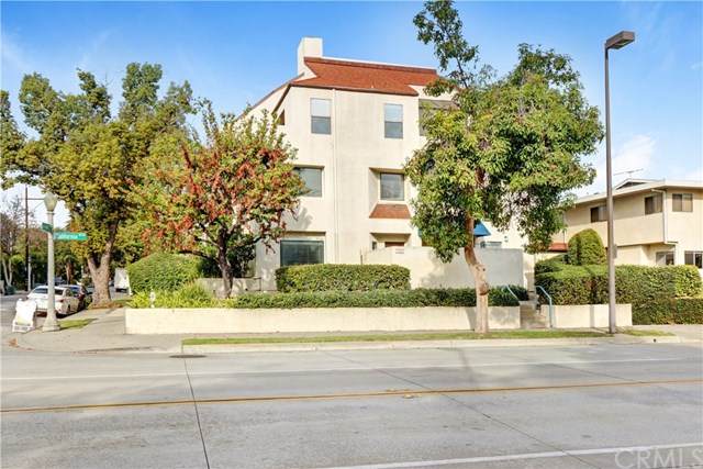747 California Boulevard - Photo 1