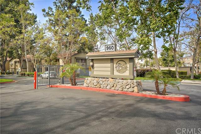 960 Bonita Avenue - Photo 1