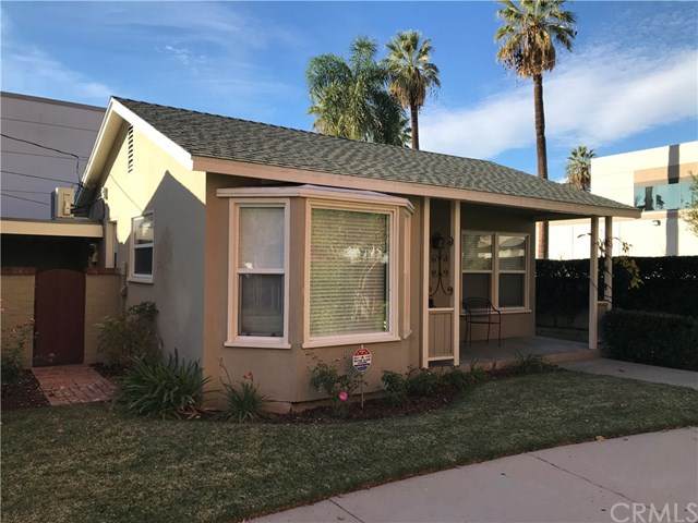 256 College Street - Photo 1