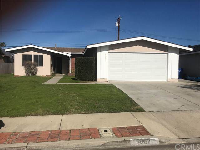 1007 Benwood Street - Photo 1