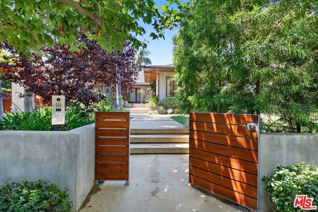 1125 Napoli Drive - Photo 1