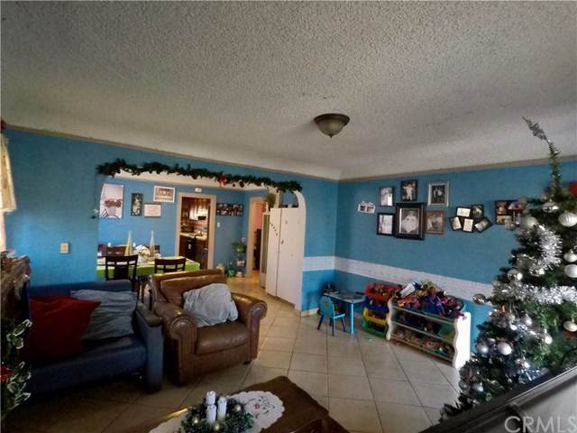 214 E 78th St - Photo 1