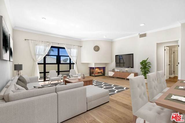 1133 Clark Street - Photo 1