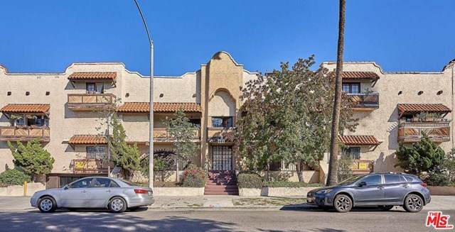 444 Gramercy Place - Photo 1