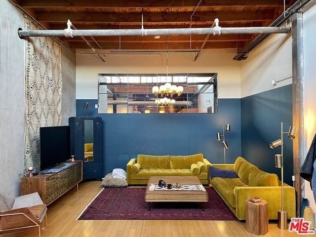 500 Molino Street - Photo 1