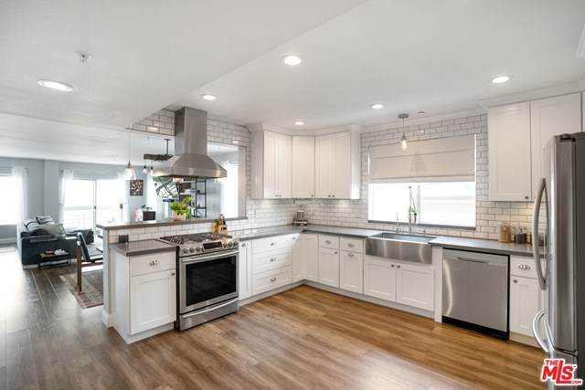 11806 Avon Way - Photo 1