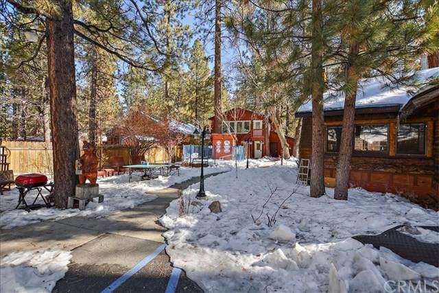 877 Tulip Lane - Photo 1