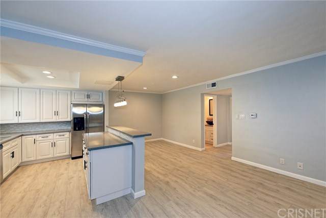 4950 Louise Avenue - Photo 1