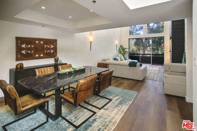 410 Barrington Avenue - Photo 1