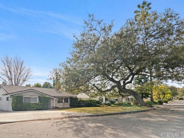 2760 Yorkshire Road - Photo 1