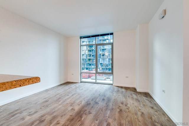 425 Beech - Photo 1