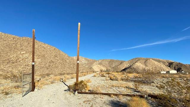 # Topaz Street - Photo 1