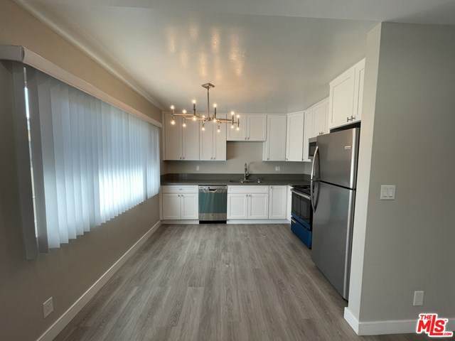 1830 Federal Avenue - Photo 1