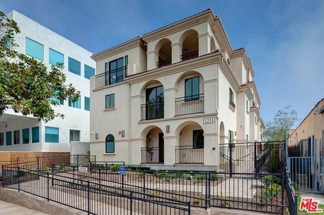 1211 9th Street - Photo 1