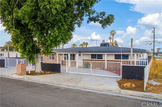 73384 Santa Rosa Way - Photo 1