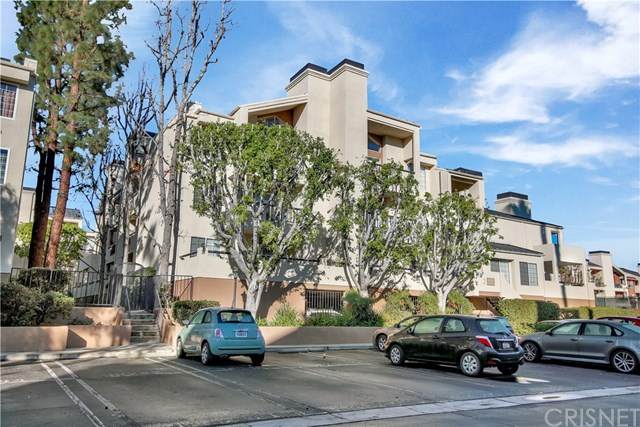 5530 Owensmouth Avenue - Photo 1