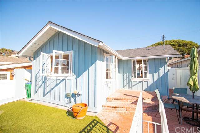 1086 Glenneyre Street - Photo 1