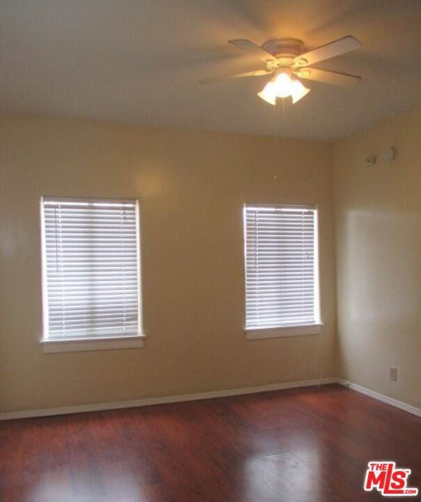 832 Fedora Street - Photo 1