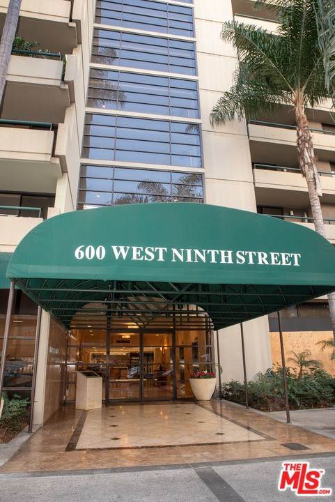 600 9Th Street - Photo 1