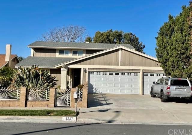 1237 Deerfield Court - Photo 1