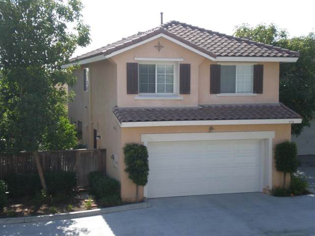 974 Baycrest Lane - Photo 1