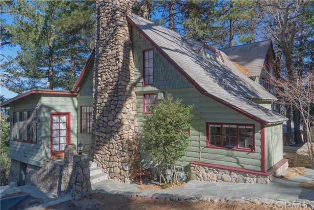 949 Playground Drive - Photo 1