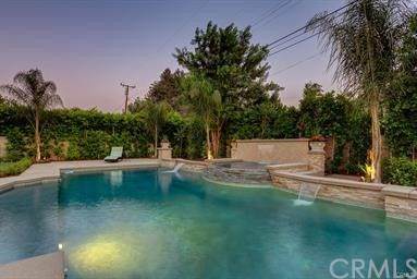 336 Palm Drive - Photo 1