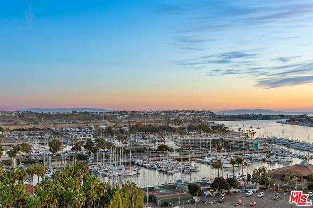 13700 Marina Pointe Drive - Photo 1