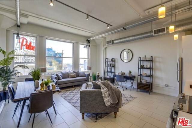 939 Broadway - Photo 1