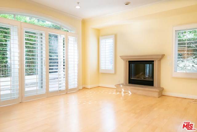1217 Yale Street - Photo 1