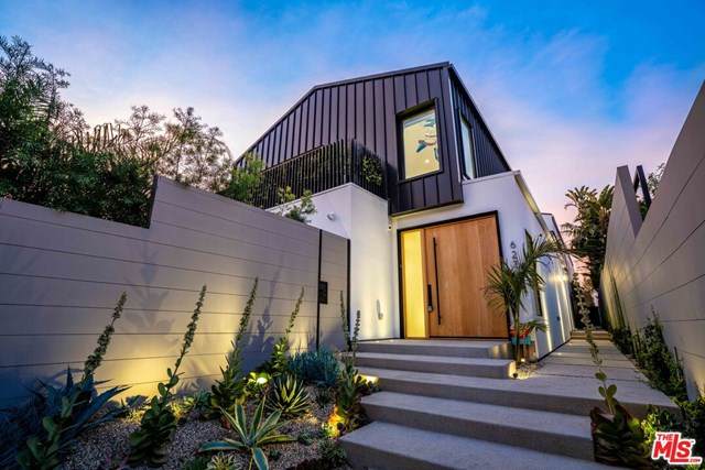 629 Sunset Avenue - Photo 1