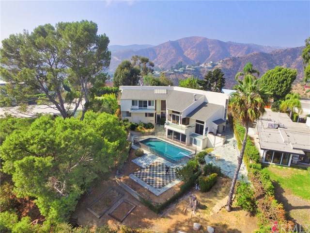 940 Linda Flora Drive - Photo 1