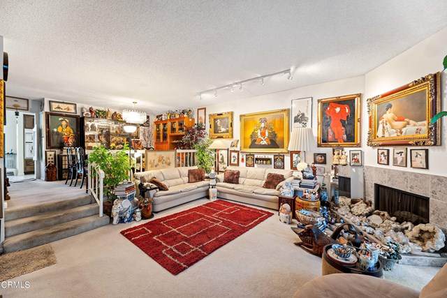 5711 Owensmouth Avenue - Photo 1