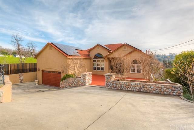 122 Acacia Avenue - Photo 1