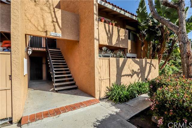 1101 Macarthur Boulevard - Photo 1