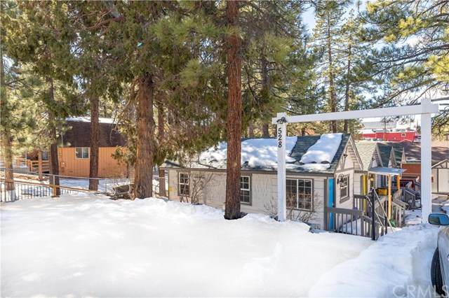 528 Cottage Lane - Photo 1