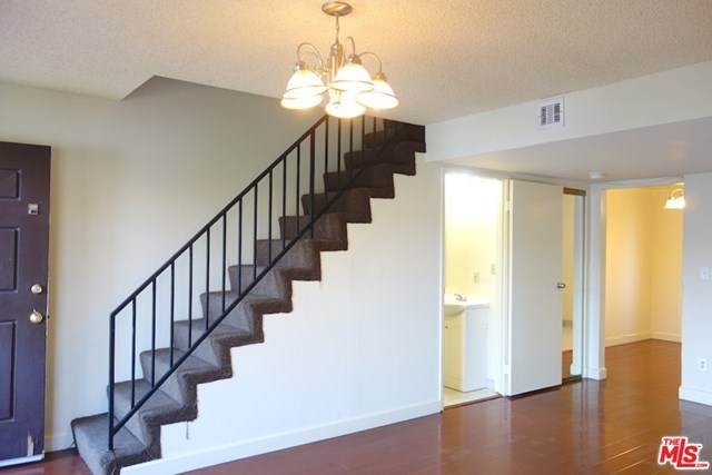 4535 Russell - Photo 1