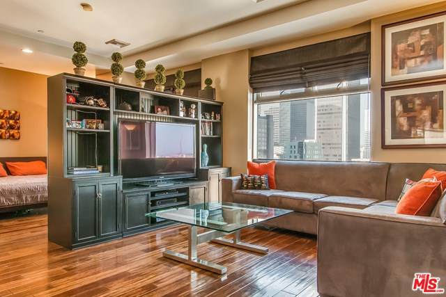 801 Grand Avenue - Photo 1