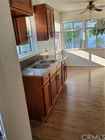 2318 N Ontario Street - Photo 1