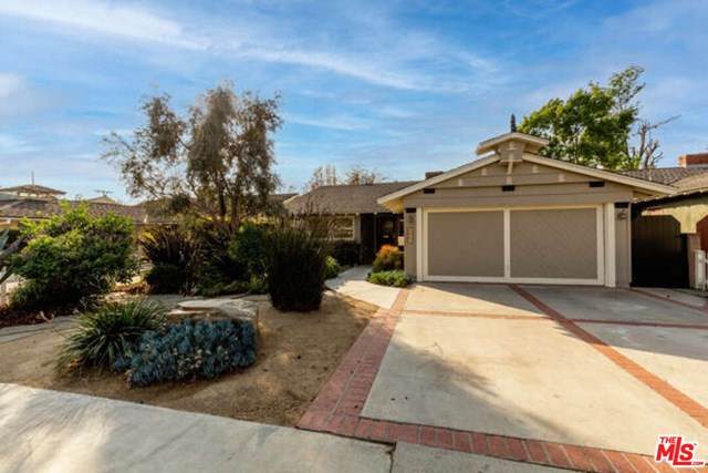 6661 Mammoth Avenue - Photo 1