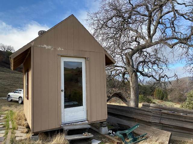 47 Panoche Road - Photo 1