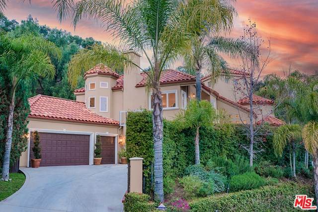 1437 Rutherford Drive - Photo 1