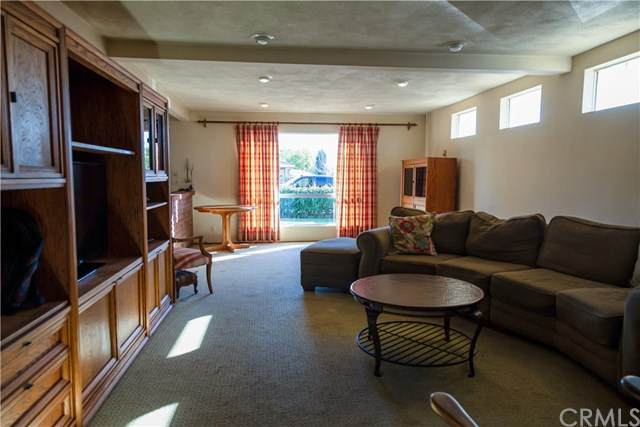 302 Mayfair Avenue - Photo 1